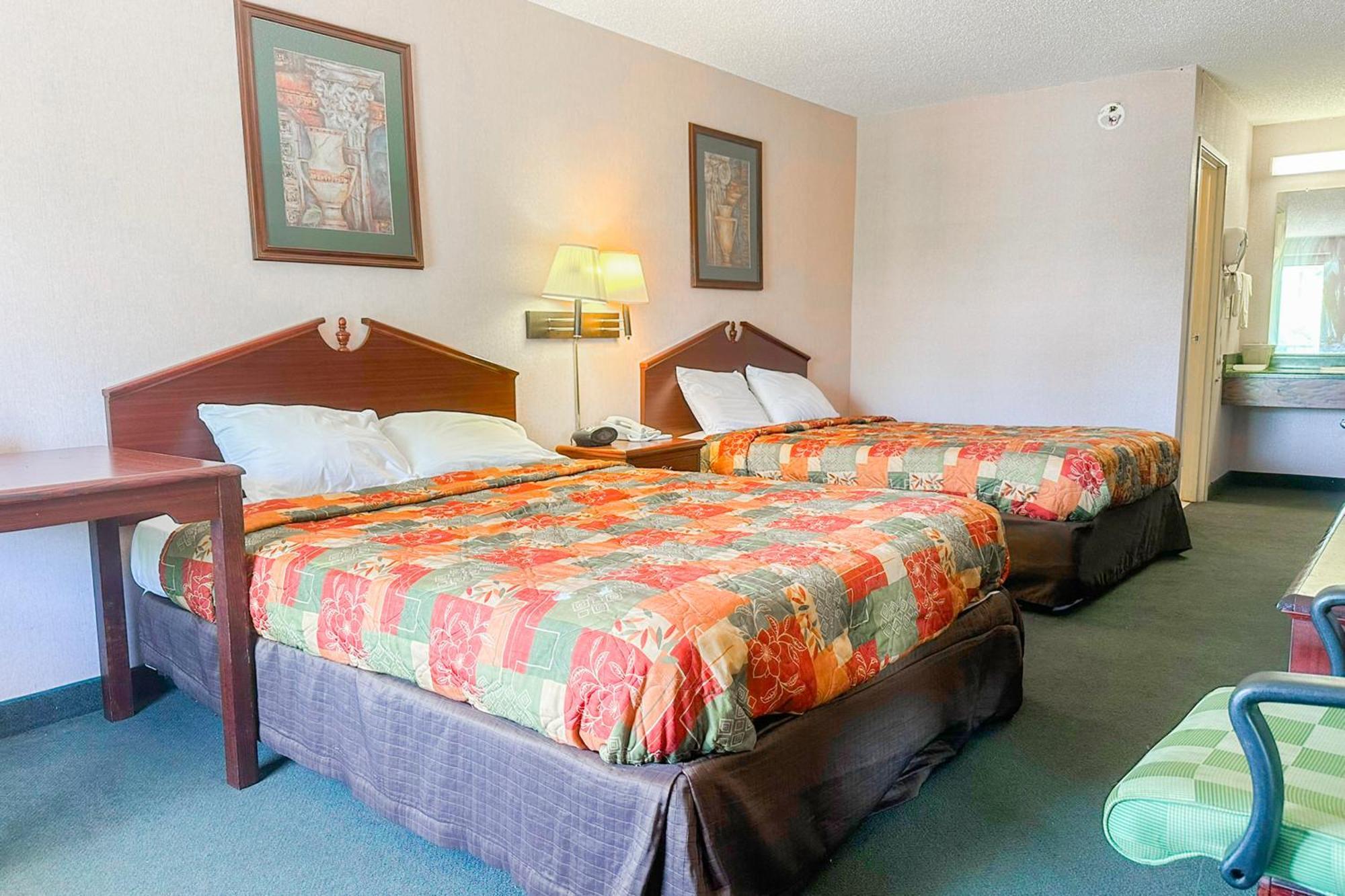 Oyo Hotel East Macon I-75 エクステリア 写真