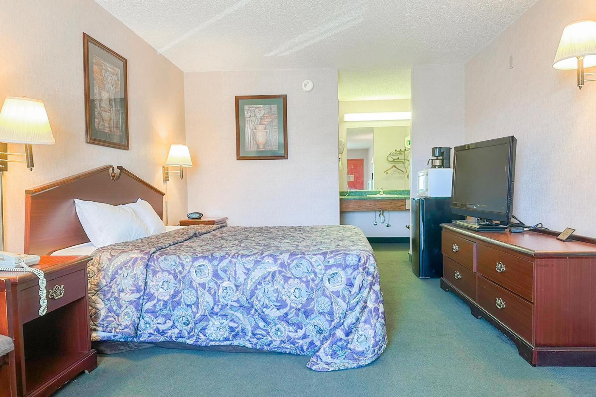 Oyo Hotel East Macon I-75 エクステリア 写真