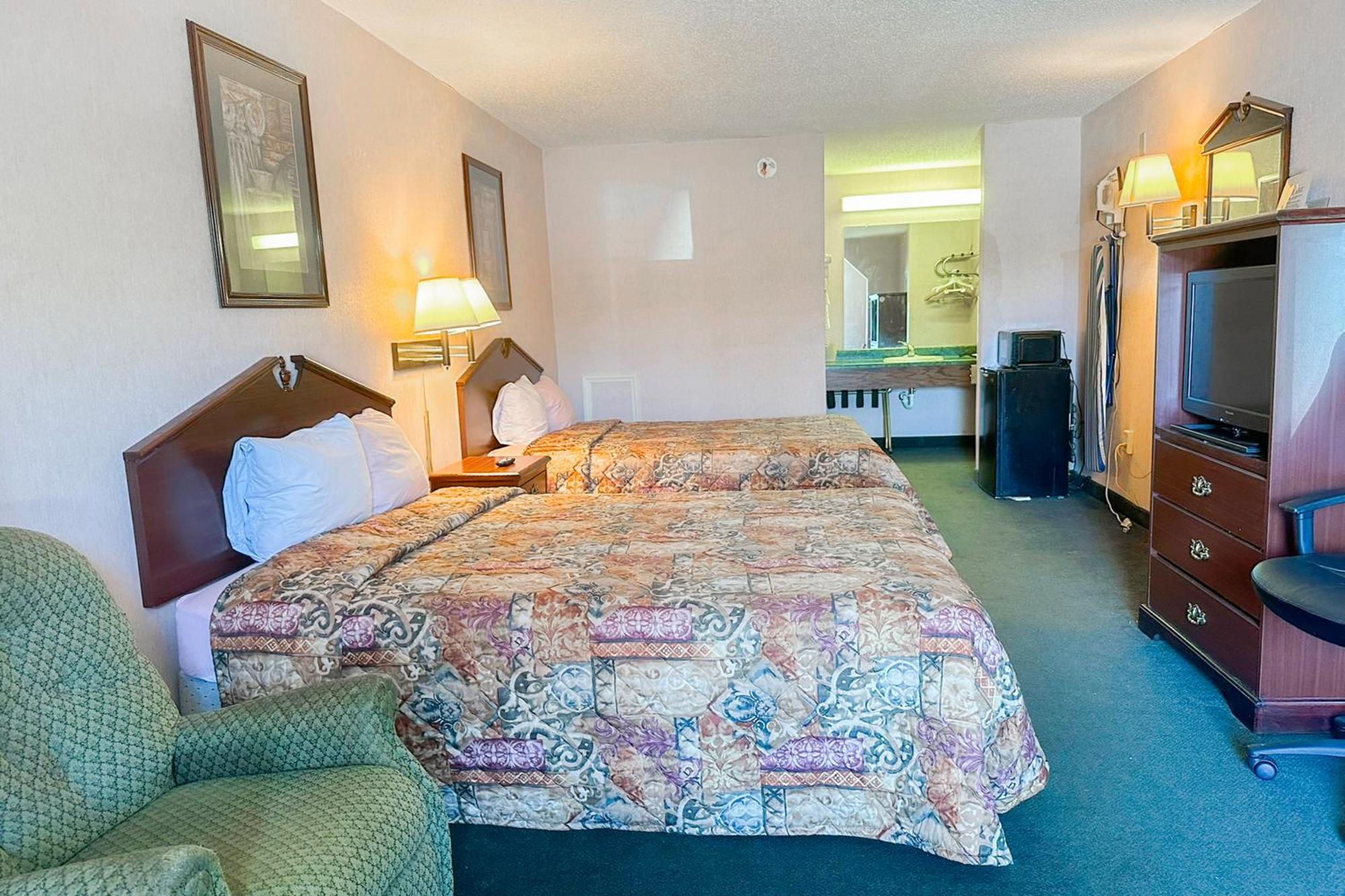 Oyo Hotel East Macon I-75 エクステリア 写真