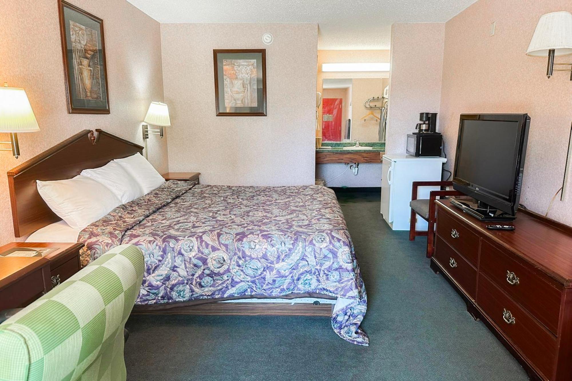 Oyo Hotel East Macon I-75 エクステリア 写真