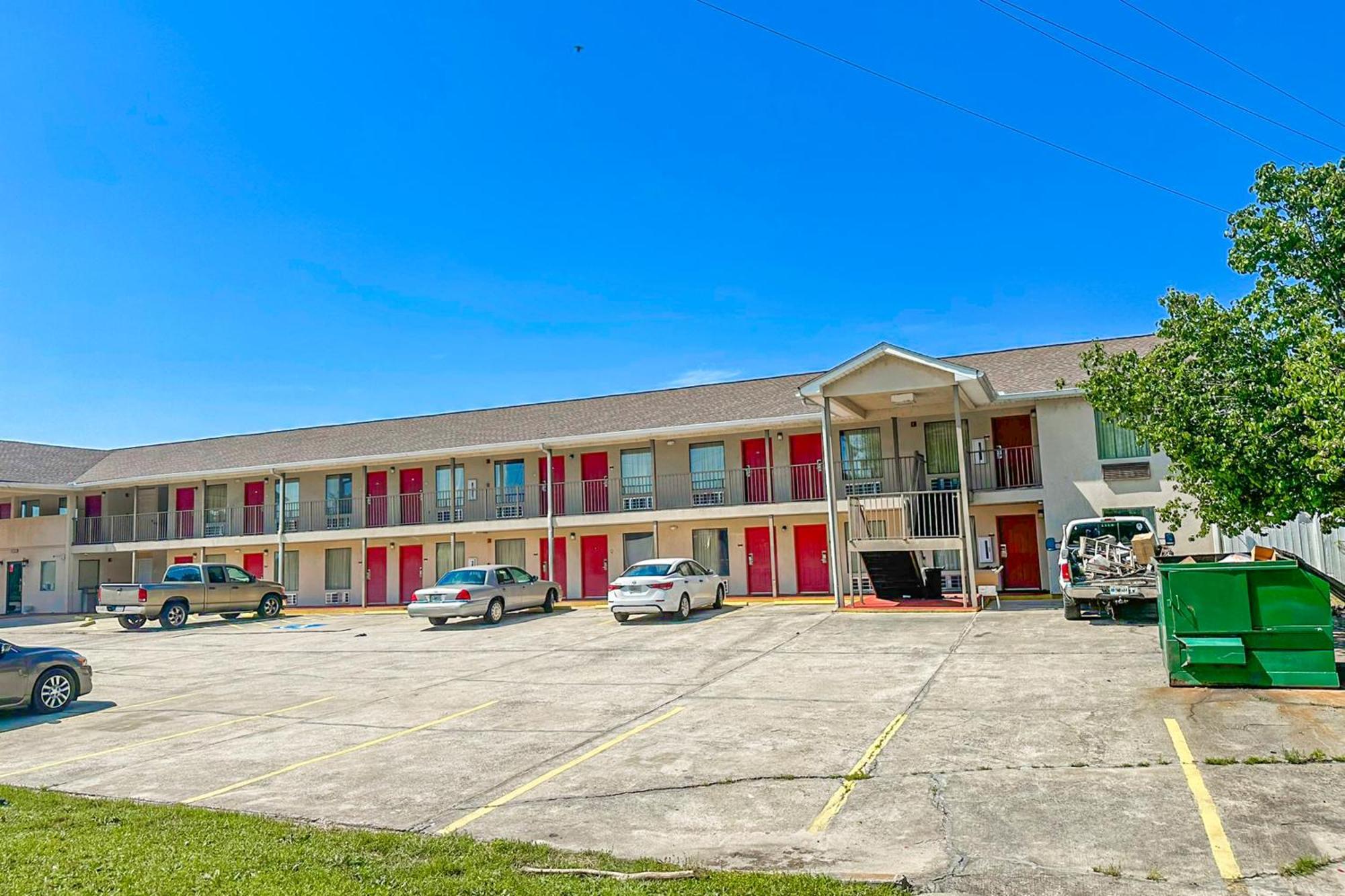 Oyo Hotel East Macon I-75 エクステリア 写真