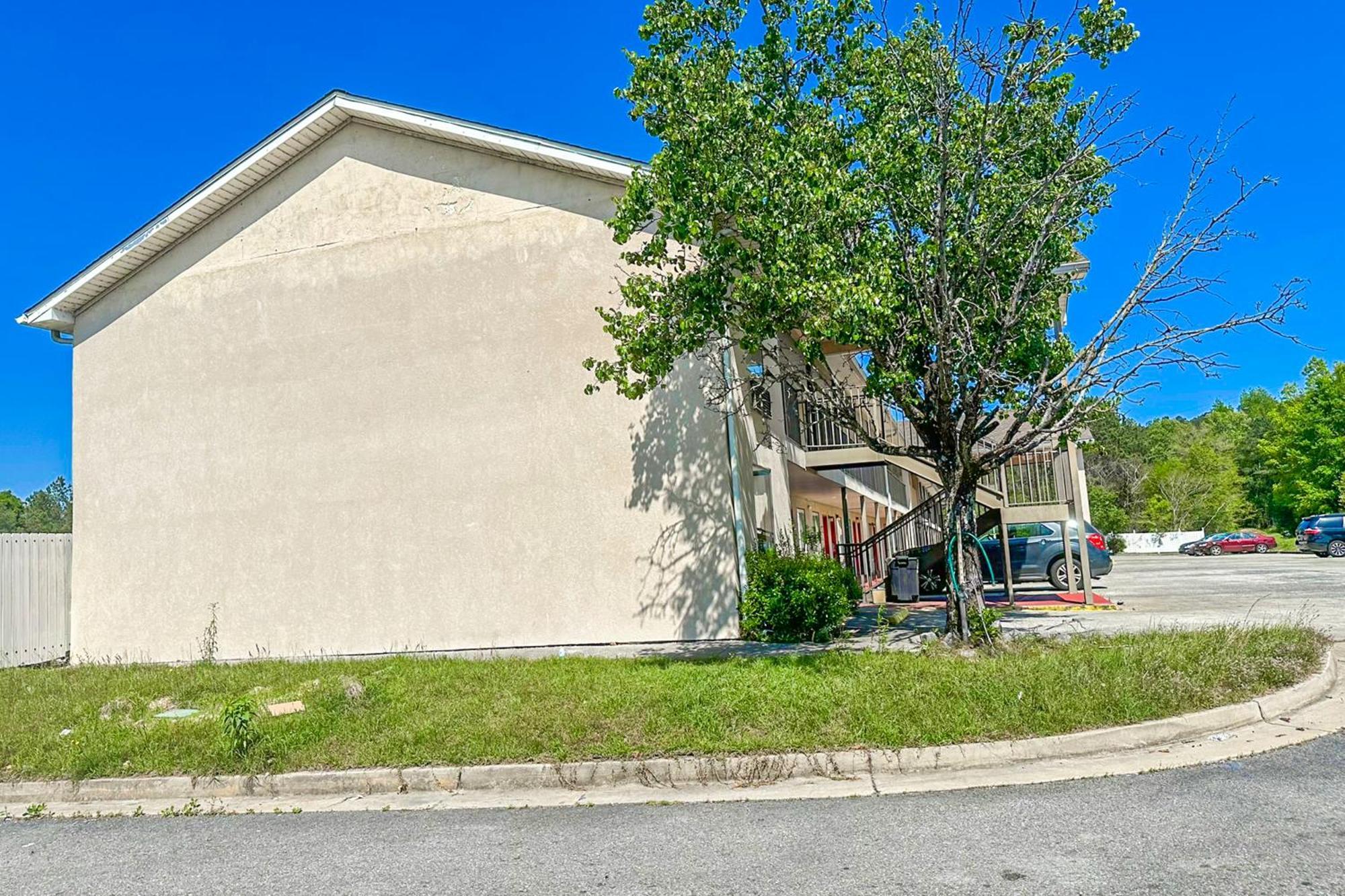 Oyo Hotel East Macon I-75 エクステリア 写真